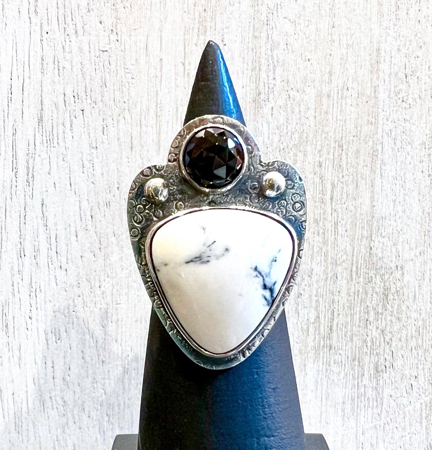 White Buffalo and Black Spinal Ring